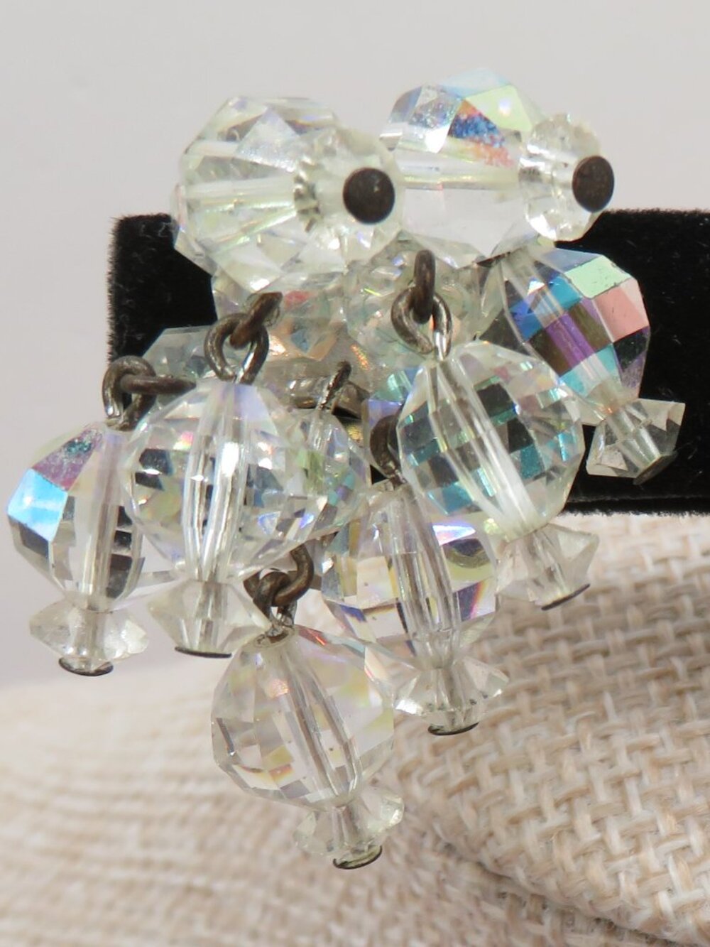 Vintage Laguna Aurora Borealis Cha Cha Clip On Earrings - Picture 3 of 7